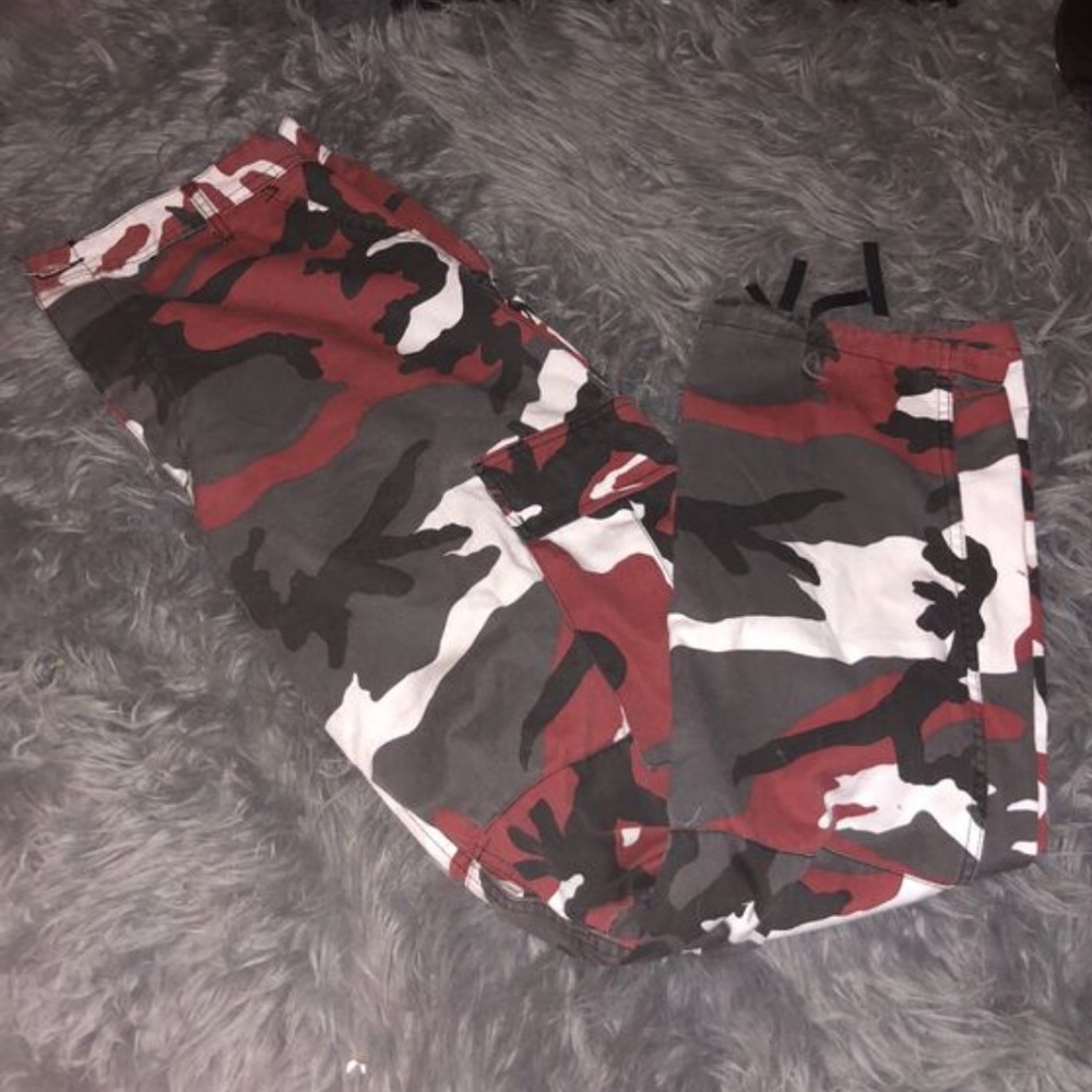 Red Rothco camo Trendy pants